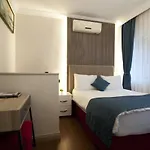 Genius Hotel Stambuł