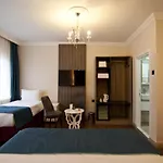 Genius Hotel 3*