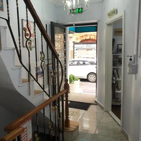 Genius Hotel 3*