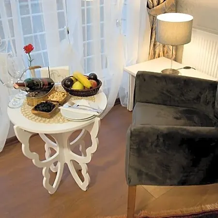 Genius Hotel