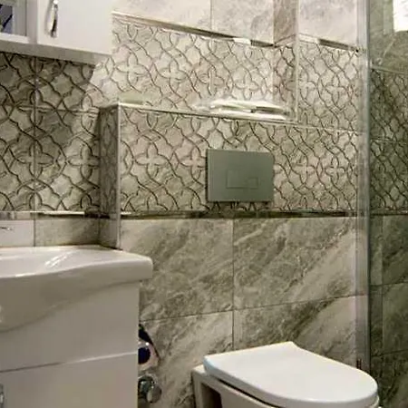 Hotel Genius 3*