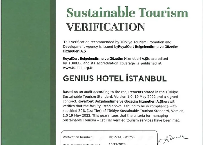 Отель Genius 3*